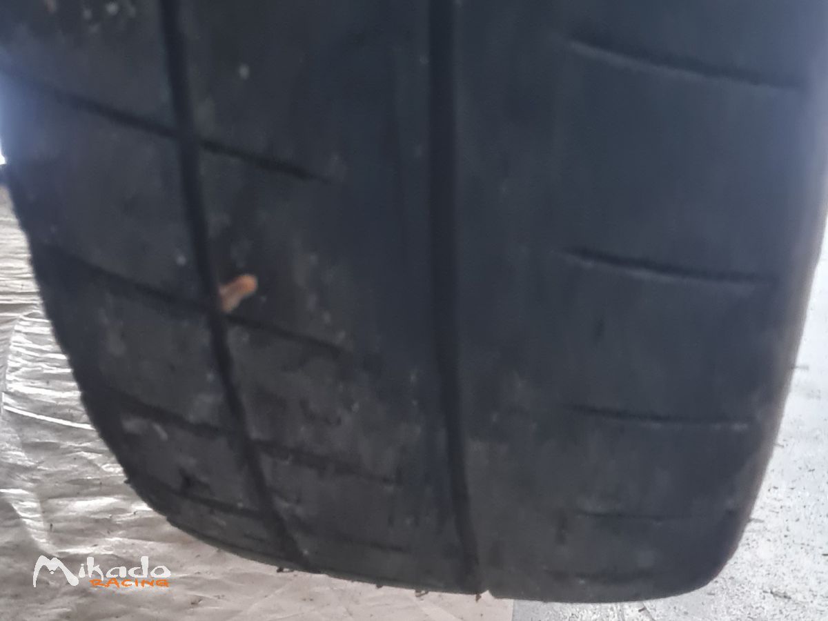 Lot Michelin 17p – photo 6 sur 6