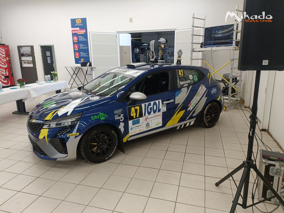 Clio Rally 5 – photo 1 sur 3