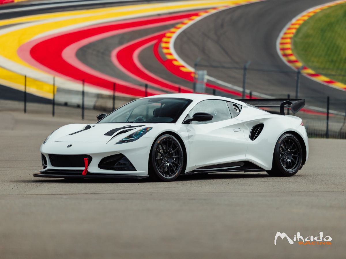 Lotus Emira GT4 2023 – photo 1 sur 6