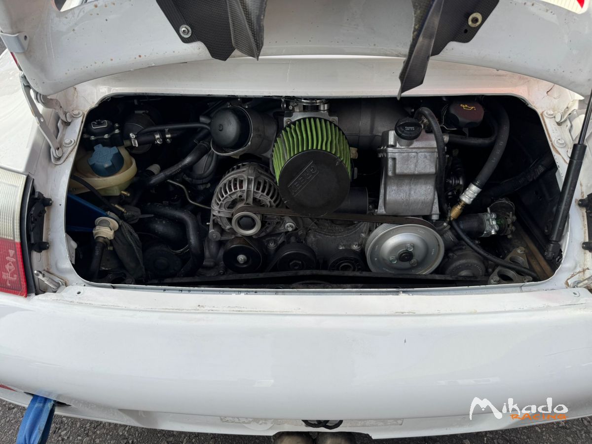 Porsche® 996 GT3 — 2000 – photo 4 sur 6