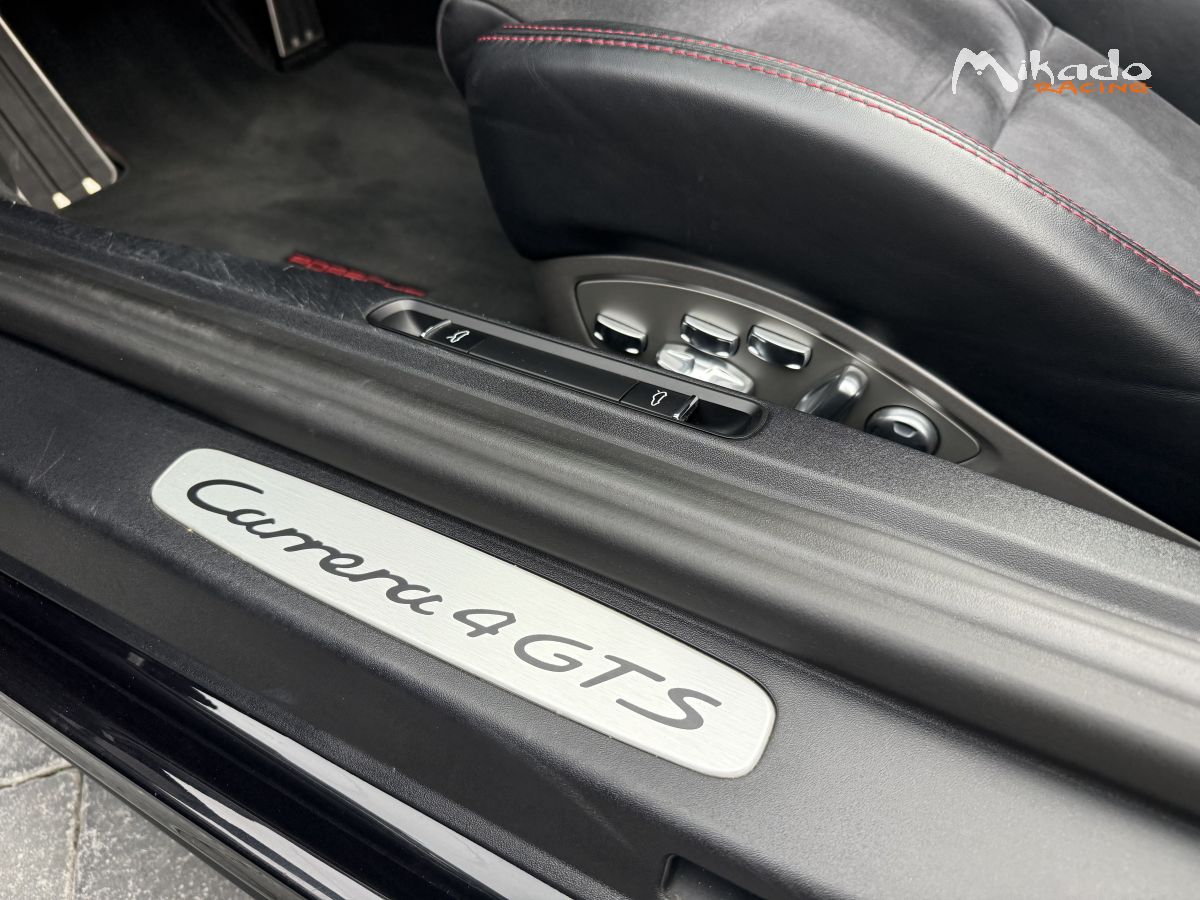 Porsche 911 carrera 4 GTS – photo 6 sur 6