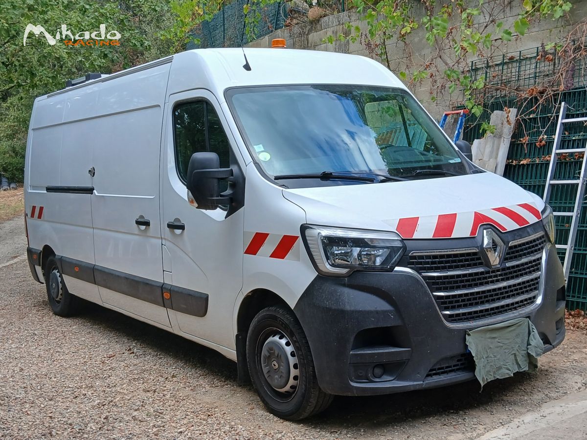 Vends fourgon aménagé pour assistance course – photo 1 sur 6
