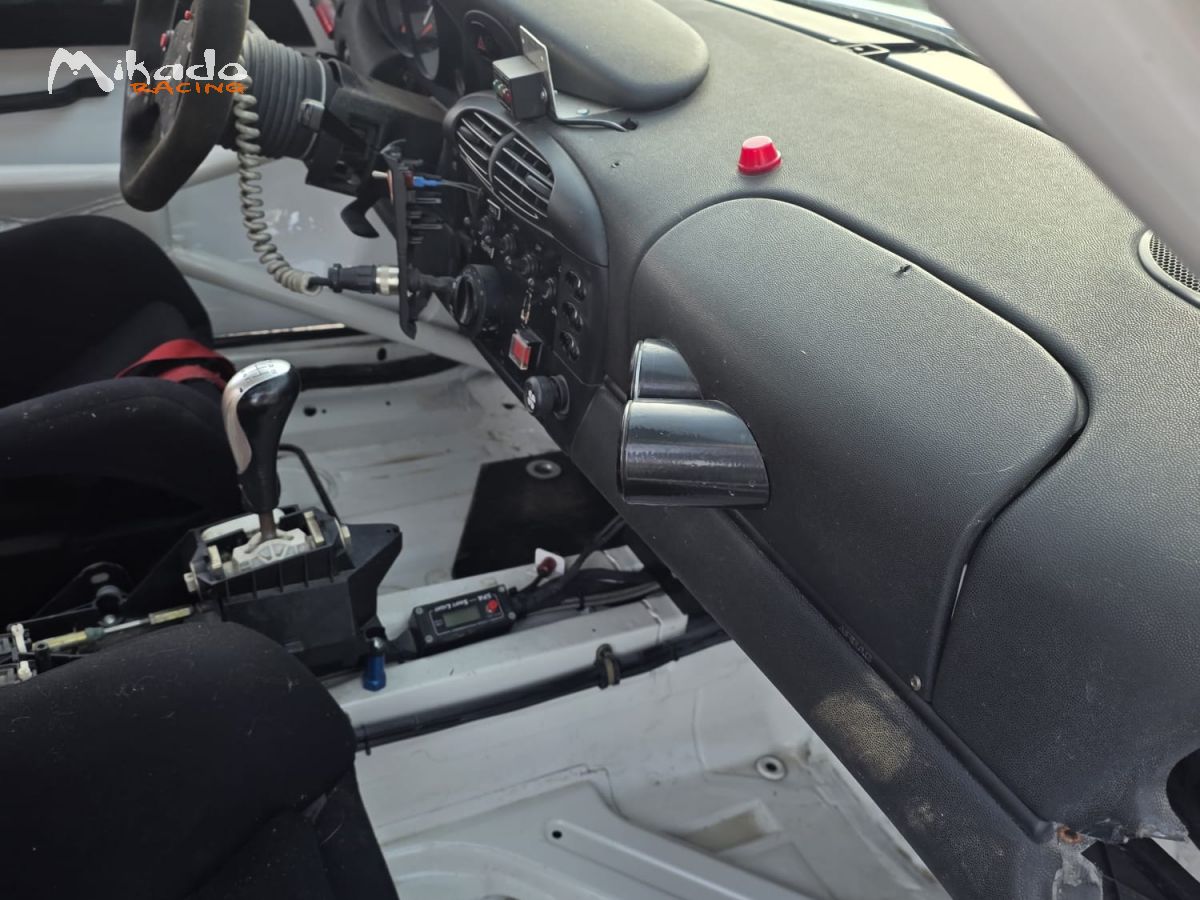 Porsche 996 GT3 Cup de 1999 – photo 4 sur 6
