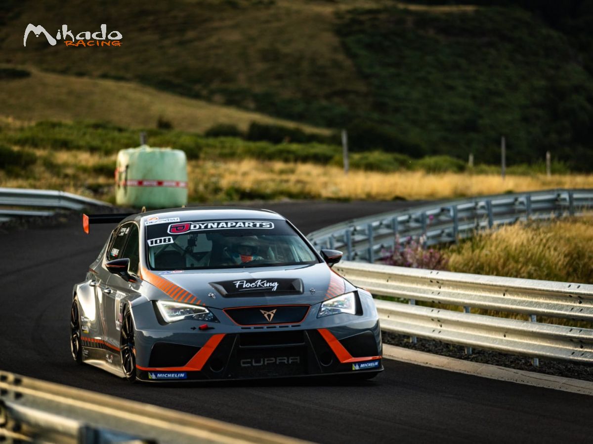 Cupra Leon MK3 DSG – photo 1 sur 6