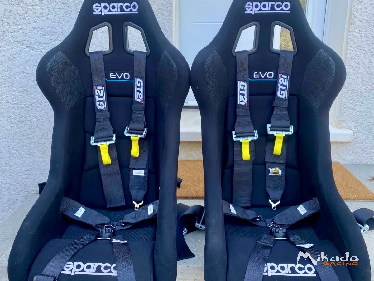 Baquet sparco evo qrt + harnais gt2i – photo 1 sur 5