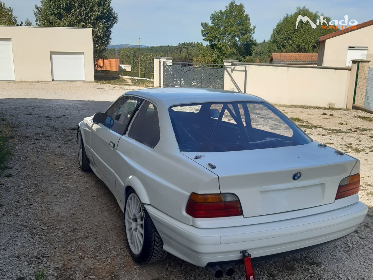 BMW coupé e36 F2000 6 cylindres – photo 5 sur 6