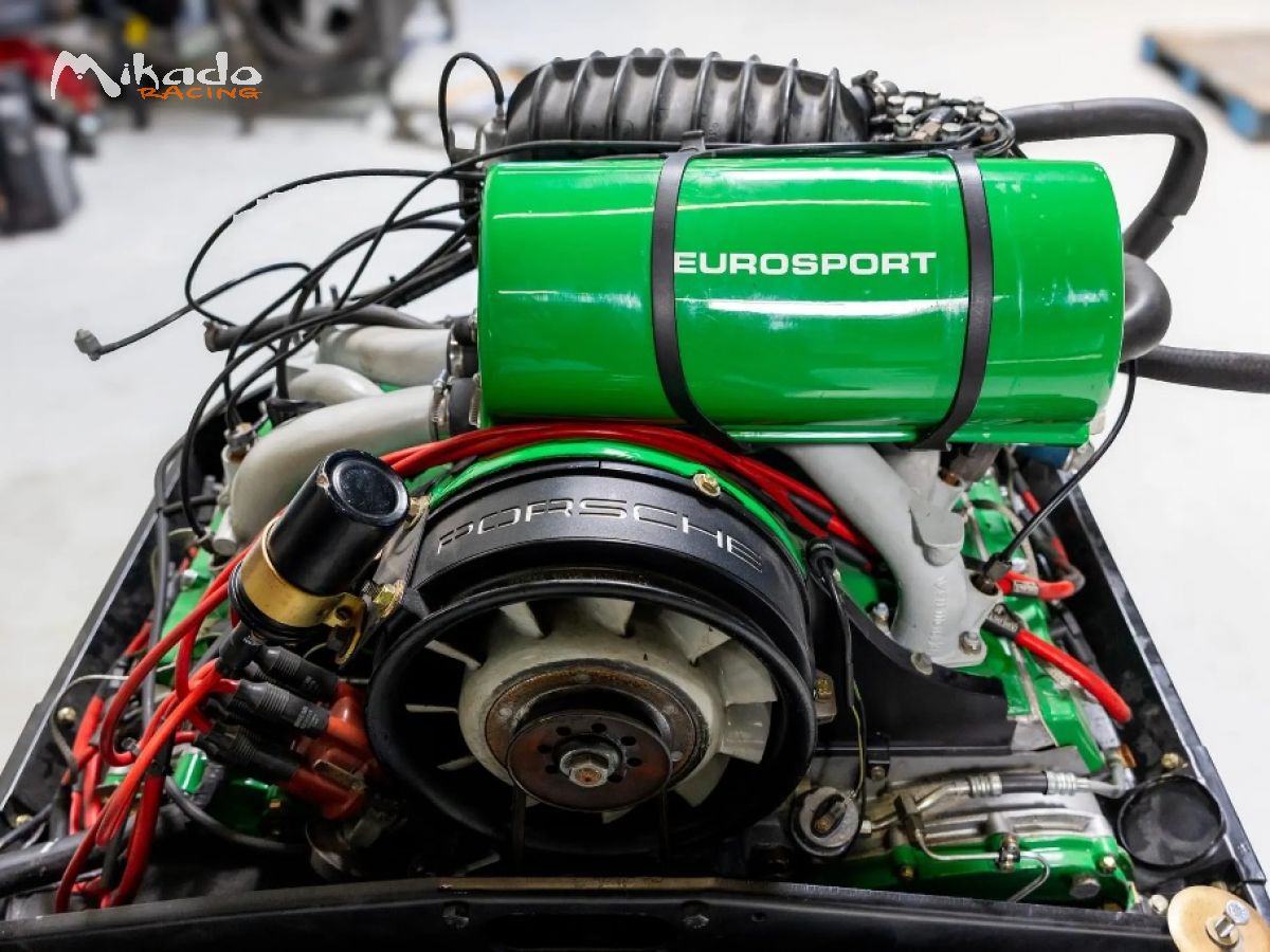Porsche 911SC Type 930/04 3.0L Engine and 5-Speed Transaxle – photo 1 sur 4