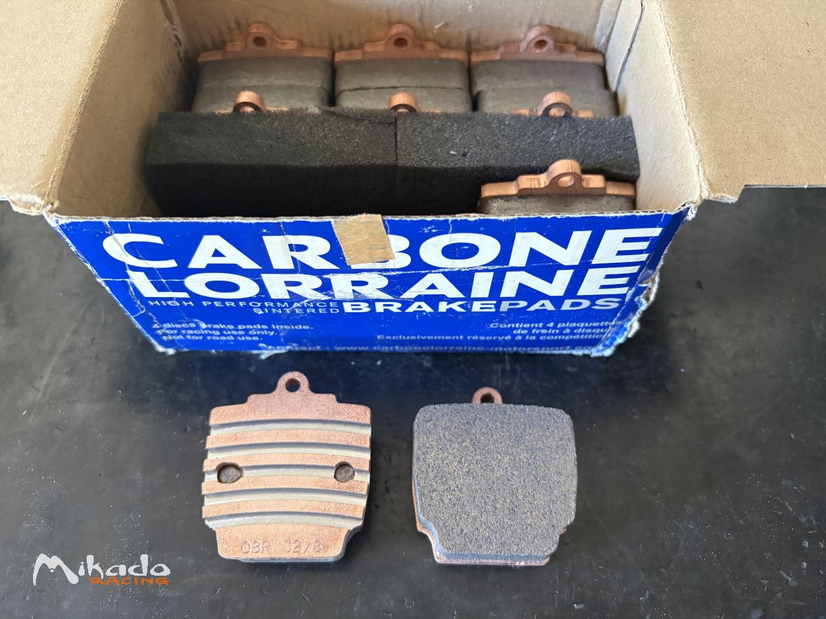 BOITE DE 12 PLAQUETTES ALCON 12 OU 6 PISTONS CL BRAKE CARBONE LORRAINE RC8R NEUVE – photo 1 sur 3