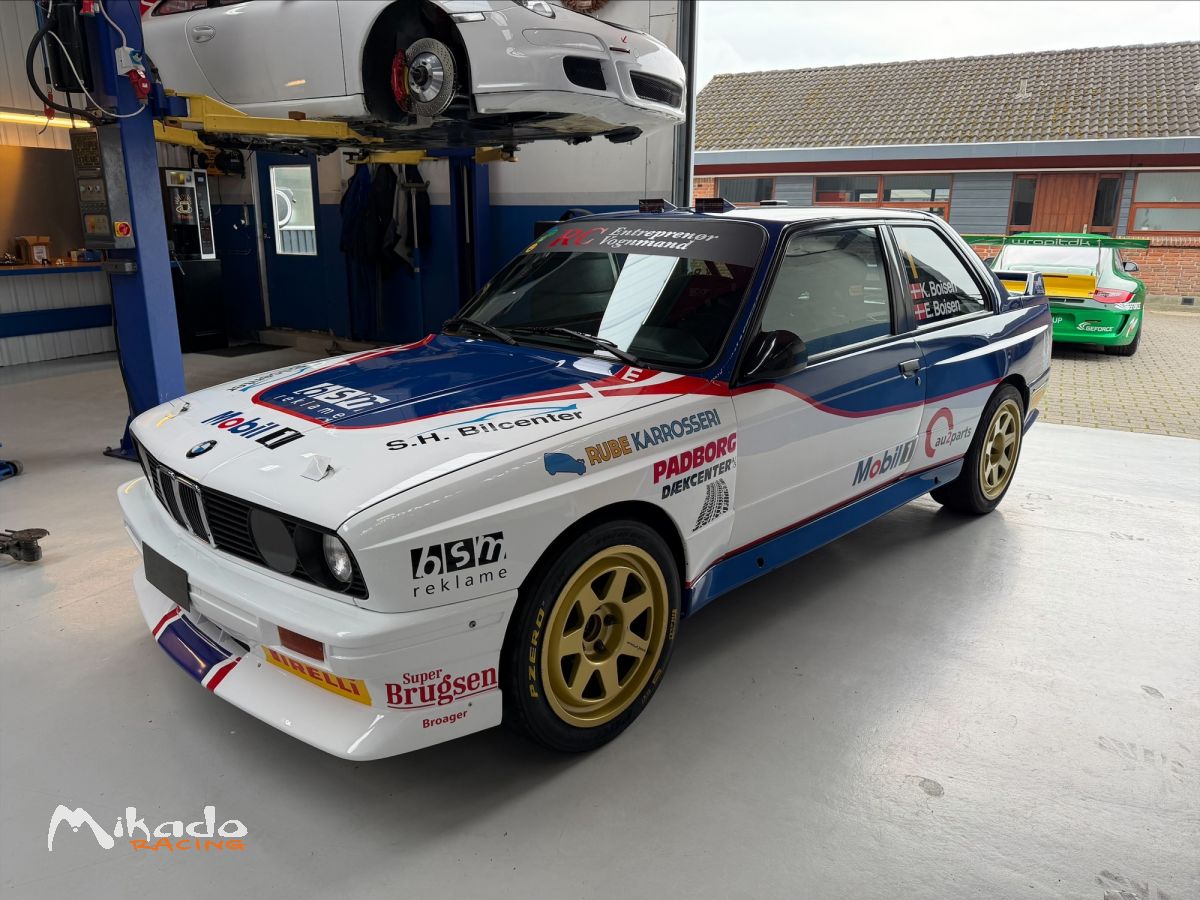 BMW E30 M3 Gr.A (FIA HTP) – photo 2 sur 6