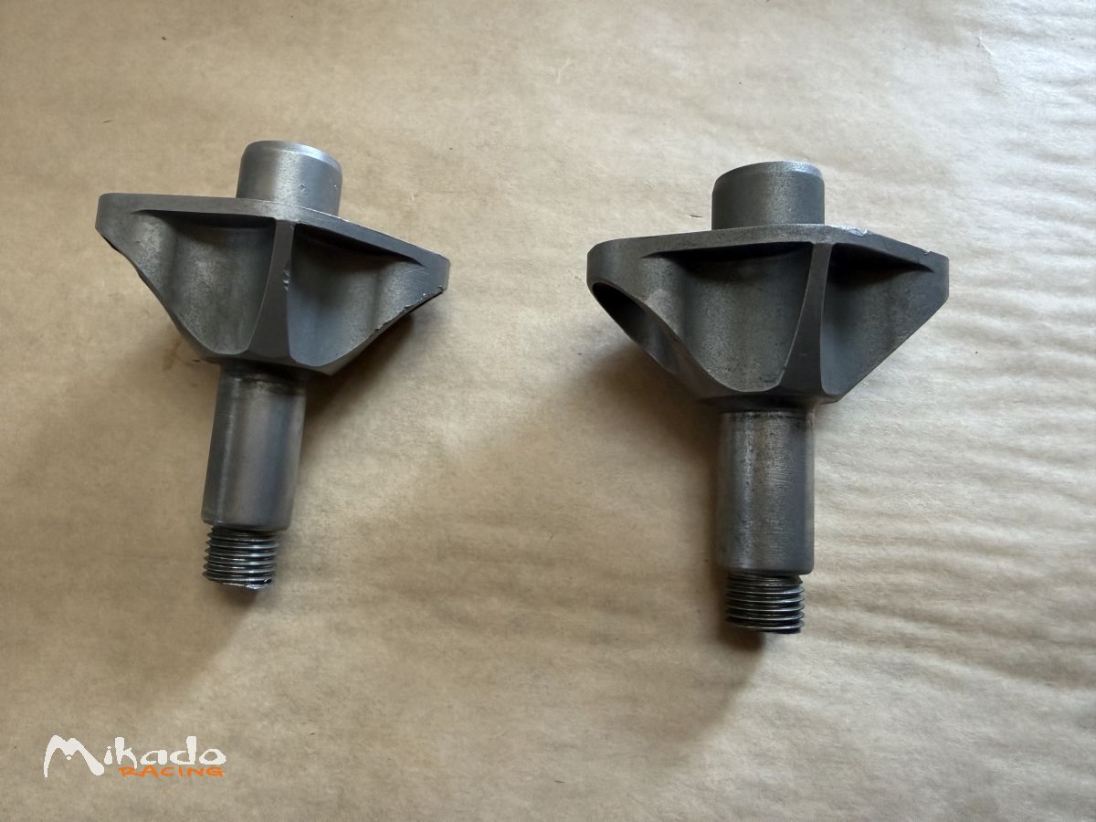 Axes de pivot saxo s1600 – photo 1 sur 3