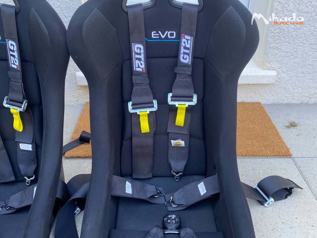 Baquet sparco evo qrt + harnais gt2i – photo 3 sur 5