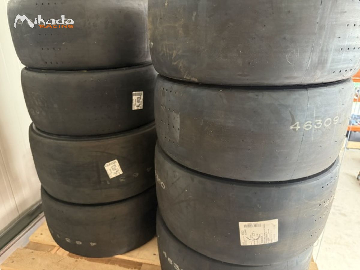 Pirelli DMA Slick 200/540 R 13 und 250/575 R13 – photo 2 sur 4