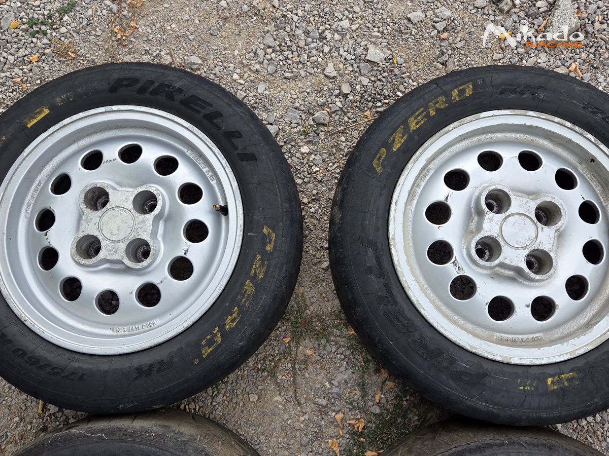 6 jantes 205 Gti 1.6 – photo 4 sur 5