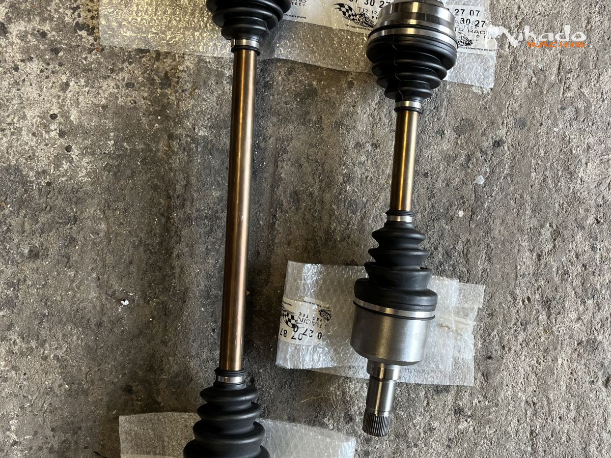 Boîte 3mo lc776 Evo+cardans saxo/106 – photo 2 sur 3