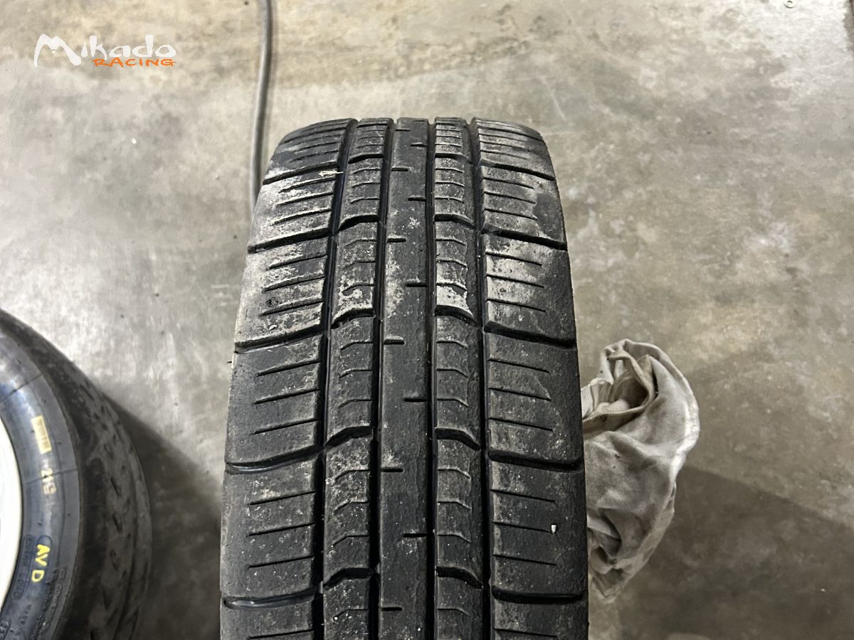 2 Michelin pluie PBL00 et PBR00 en 17 pouces – photo 2 sur 4