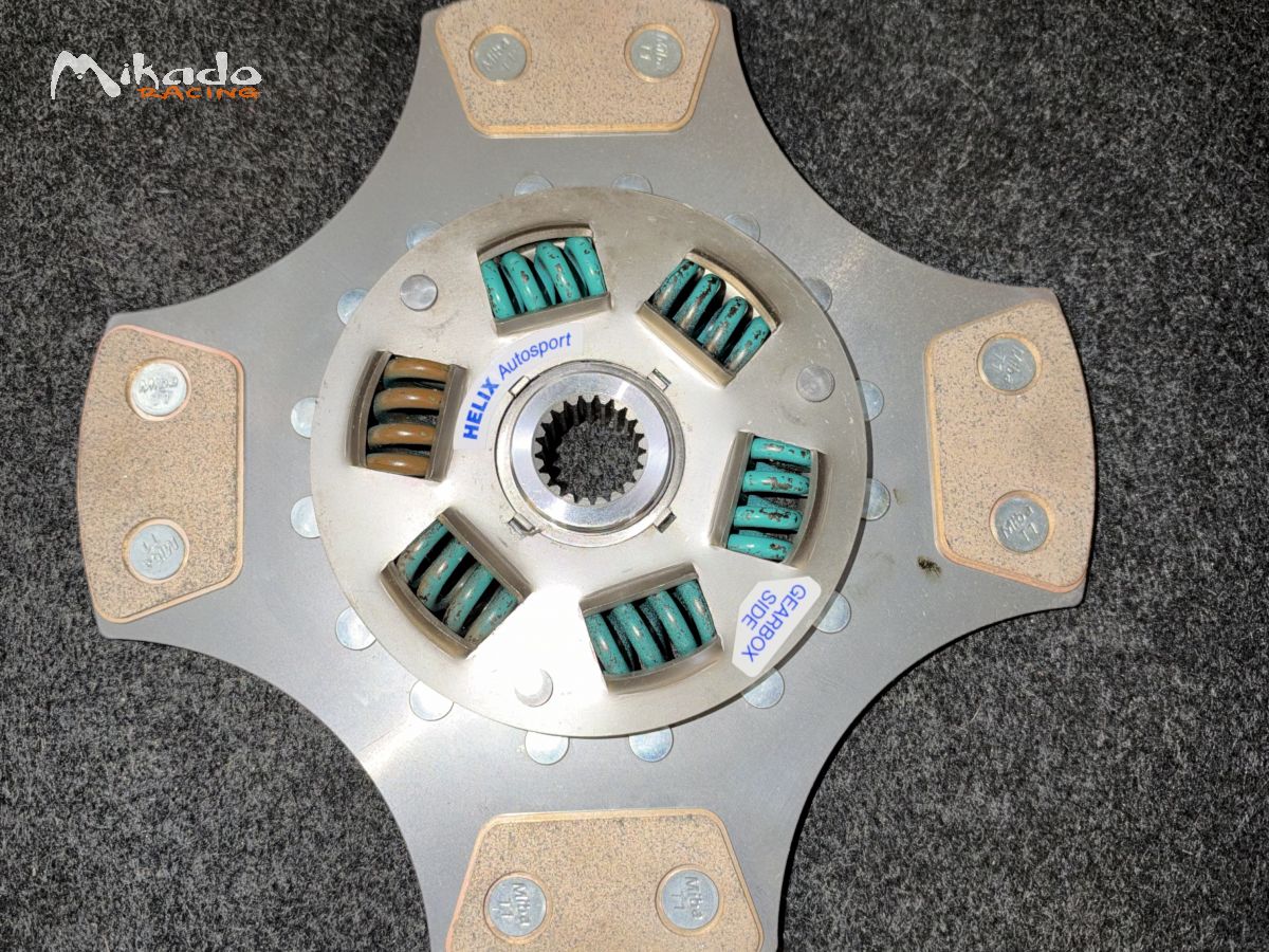 Disque embrayage Clio 3 rs cup neuf – photo 1 sur 2