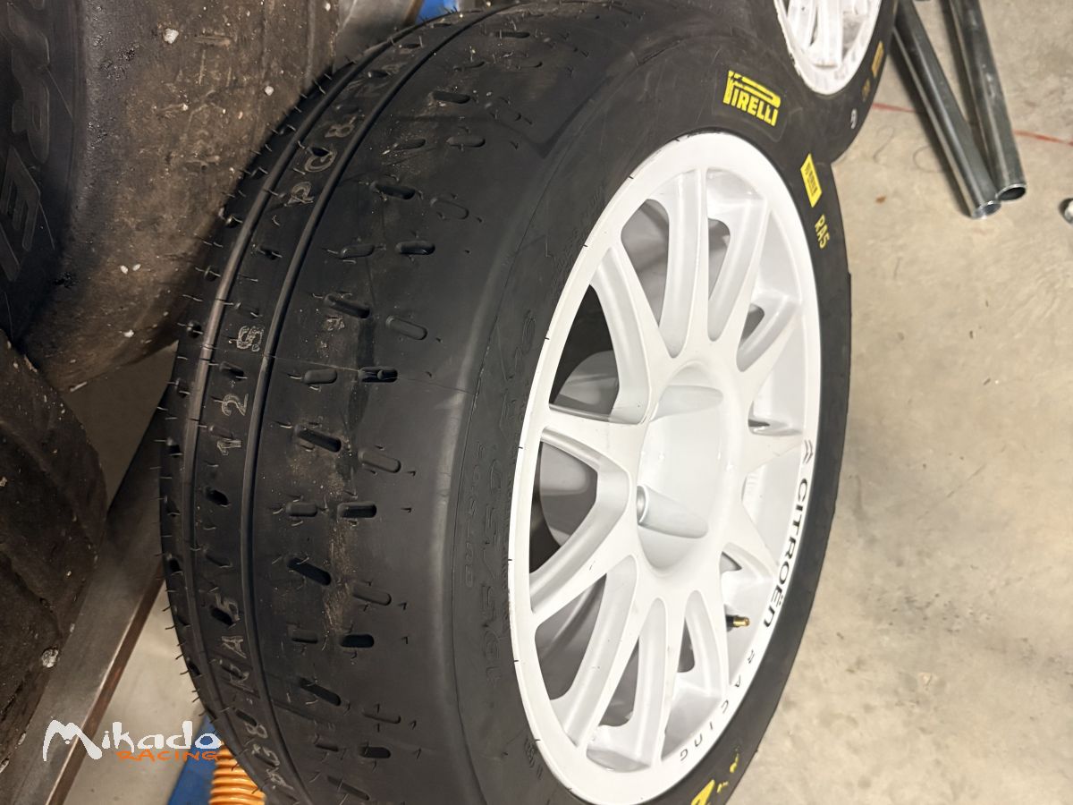 Vends 2 roues complète jantes C2 r 2 max + RA5 – photo 2 sur 2