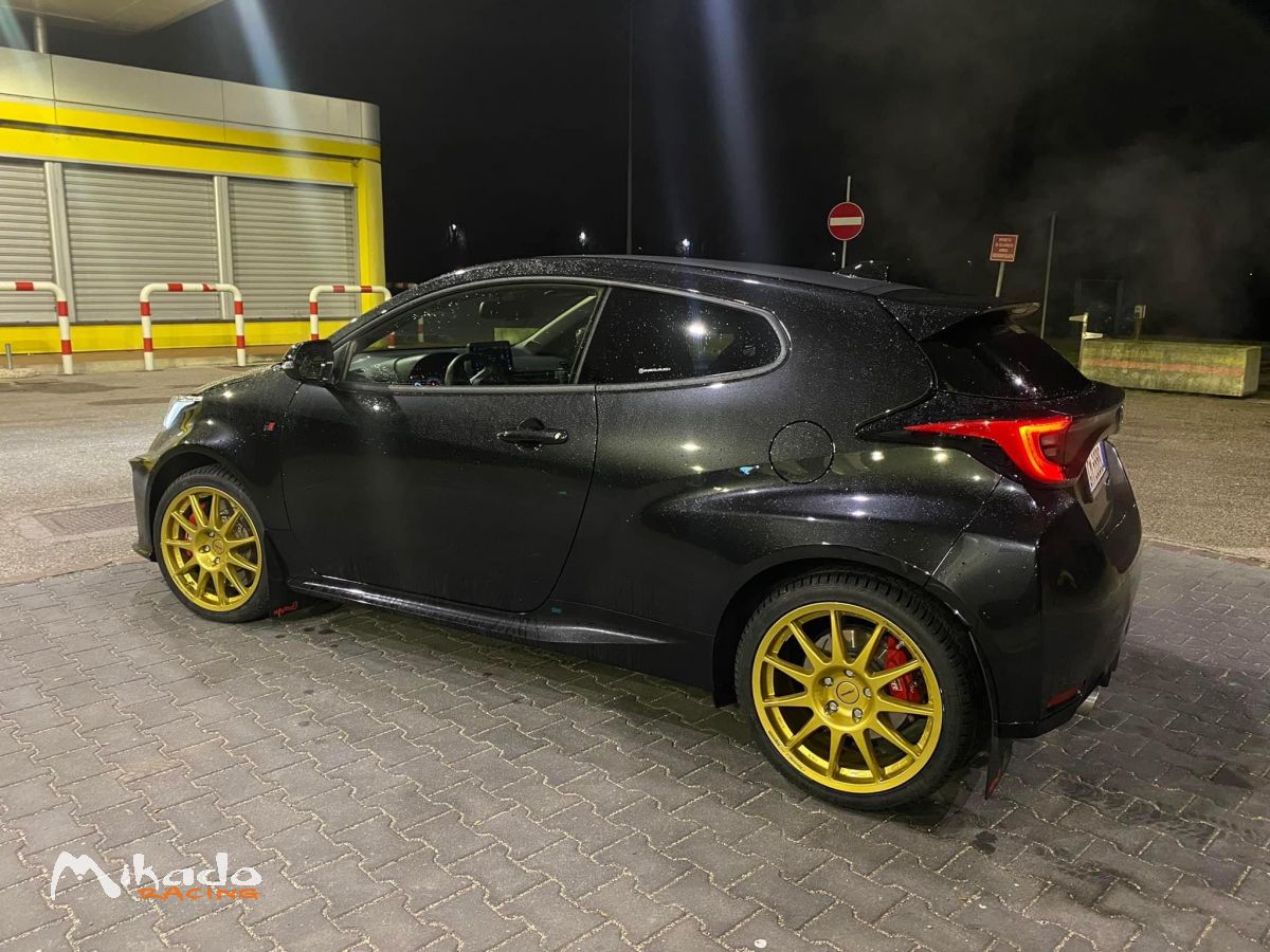 Jante Toyota Yaris GR Speedline Corse Turini 8x18 Gold – photo 3 sur 4