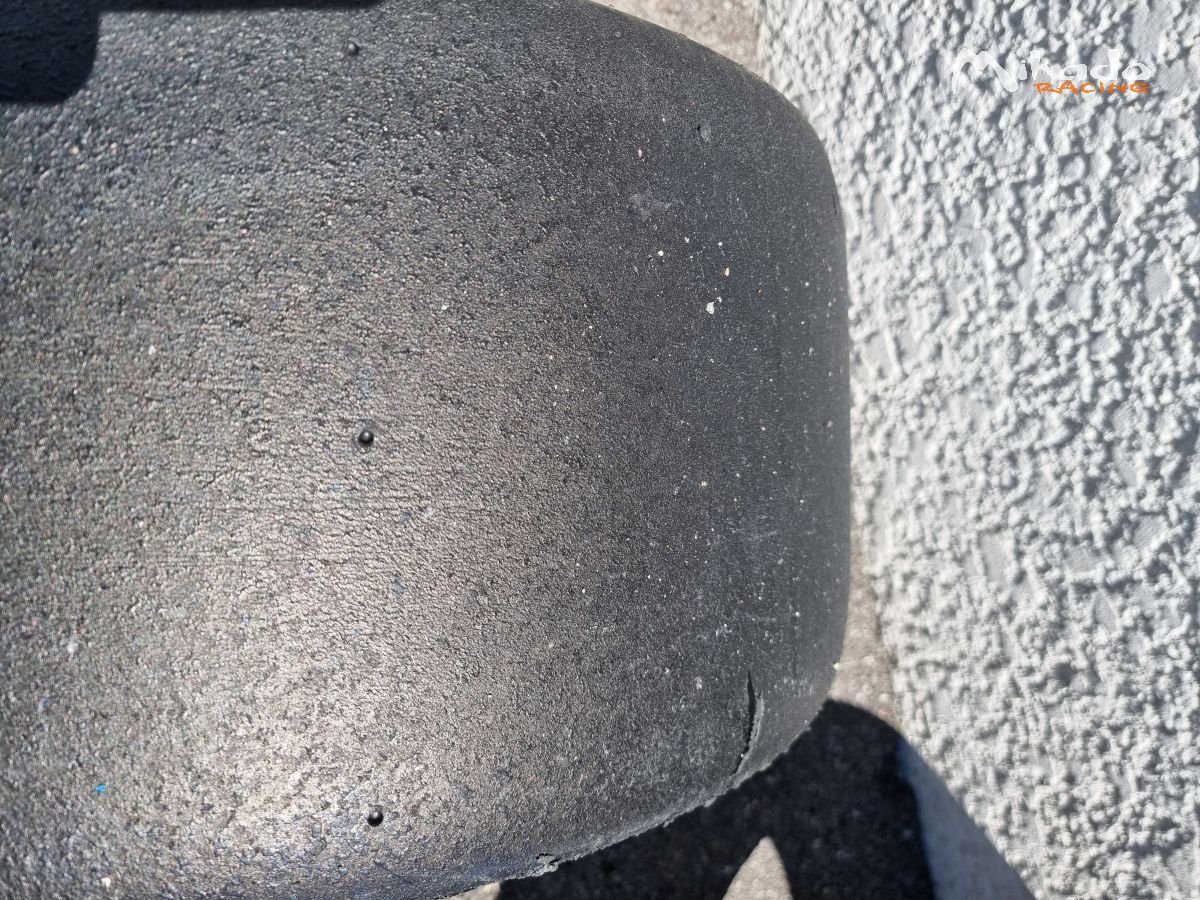 Slicks circuit Michelin 31 71 18 – photo 2 sur 4