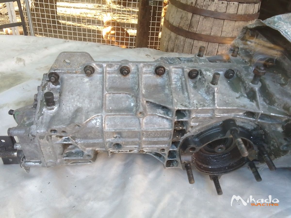 Renault 8 . dauphine.caravelle boîte 4 vitesses 330,02 et pieces – photo 3 sur 3