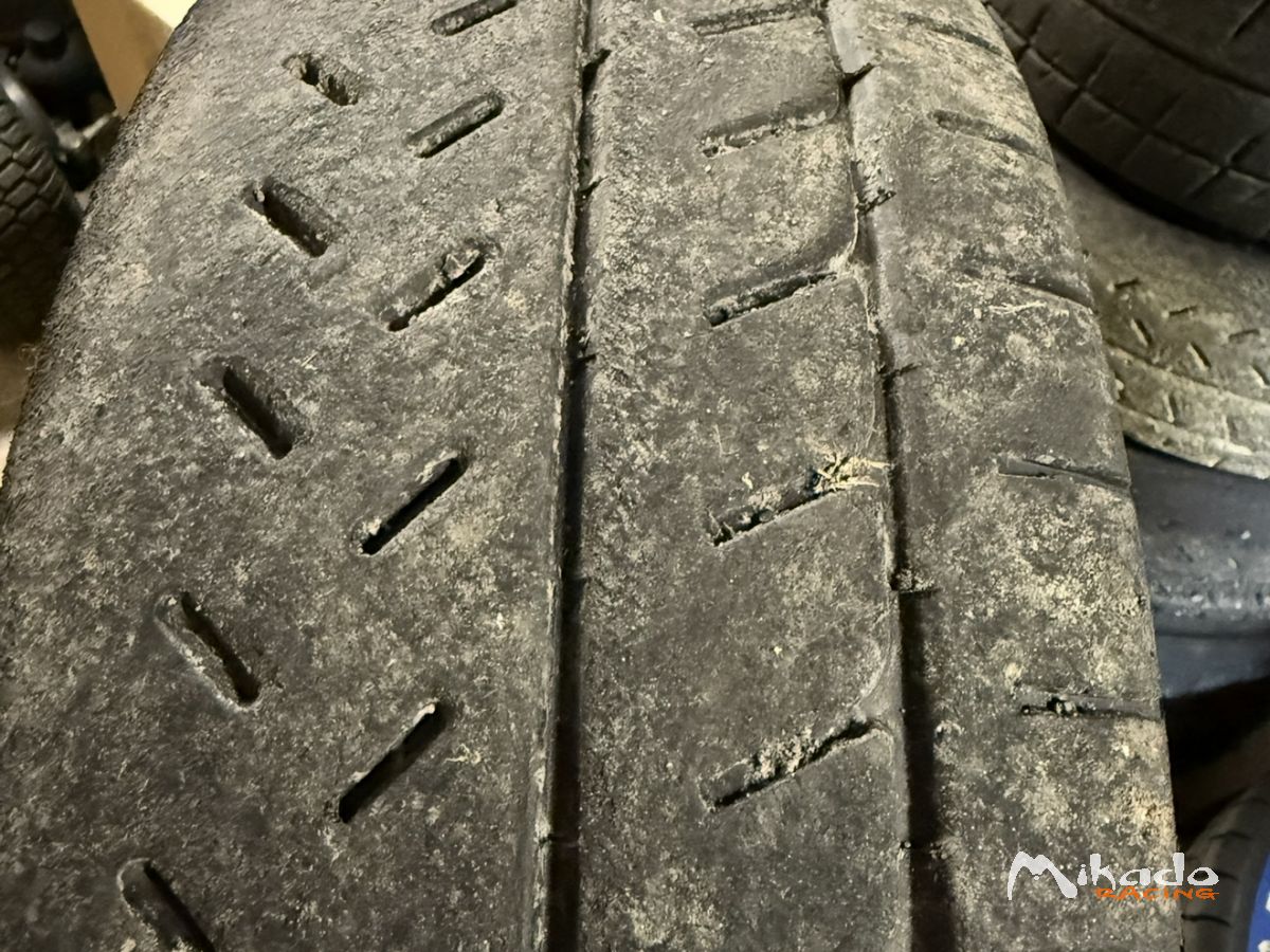 Vend pneus Michelin 16'