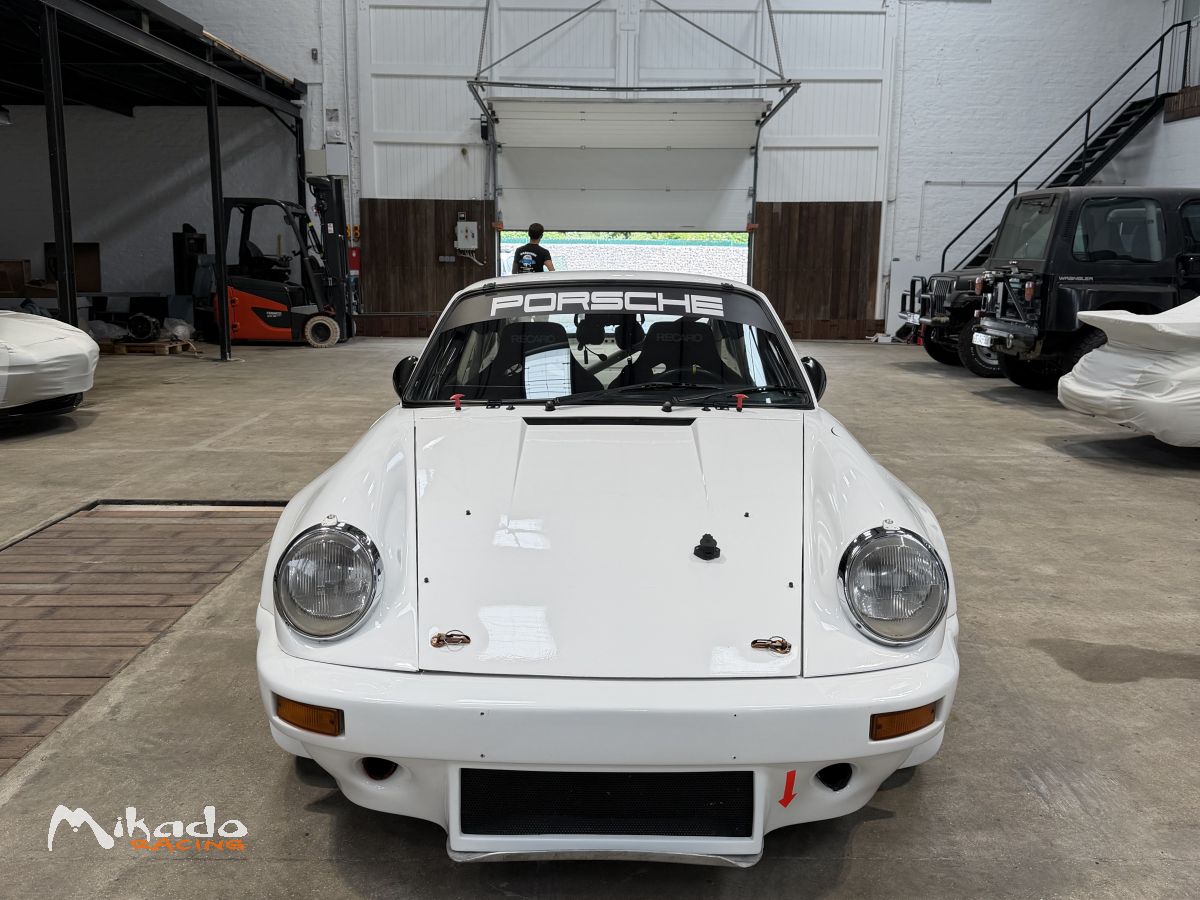 Porsche 911 3.0 GR.4 – photo 2 sur 6