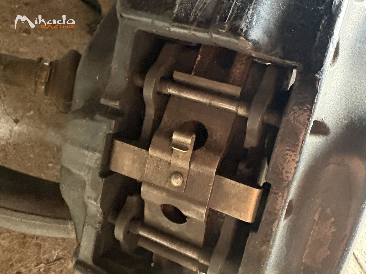 Kit frein 4 pistons – photo 3 sur 3