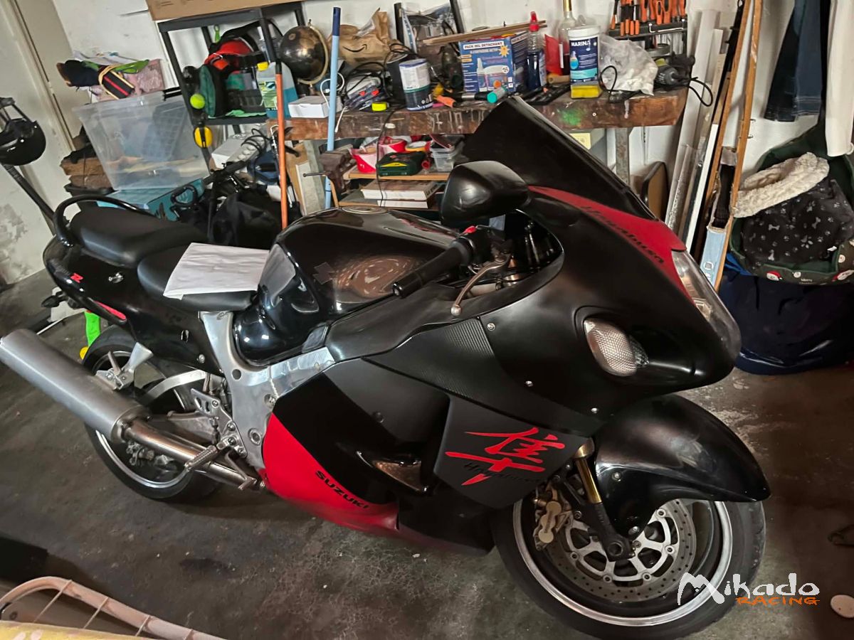 Moto complète 1300 hayabusa 3200 euros – photo 1 sur 2