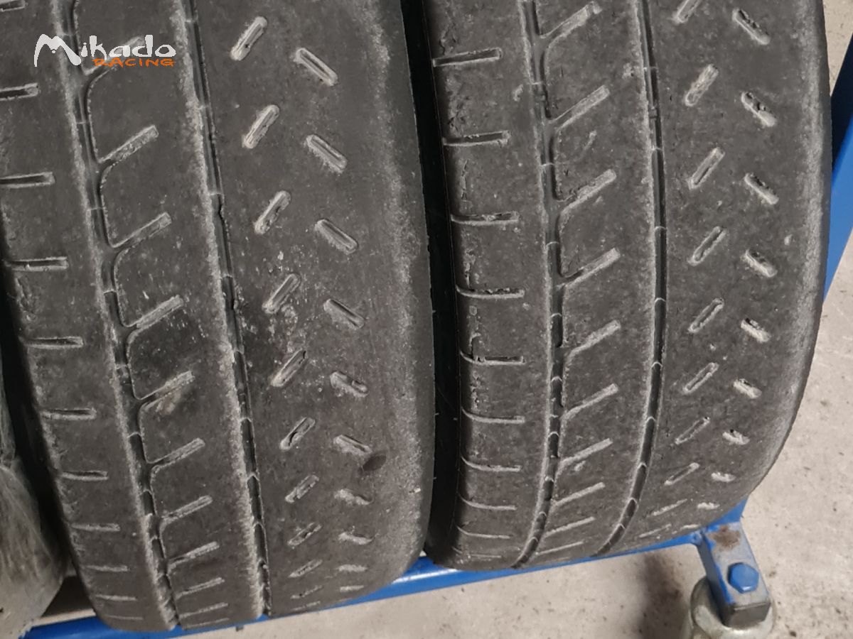 Lot Michelin en 17p – photo 5 sur 5