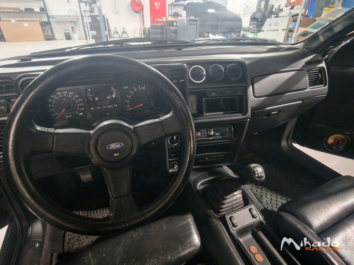 Ford Sierra Cosworth - À restaurer – photo 2 sur 6