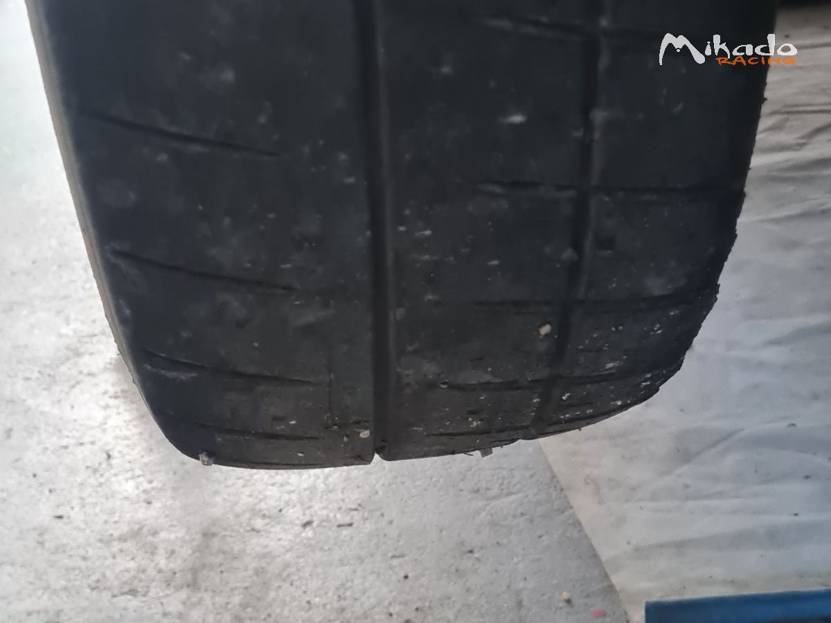Lot Michelin en 17p – photo 4 sur 5