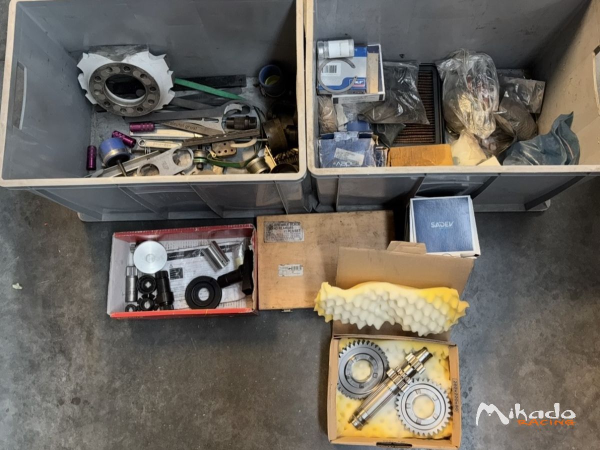 Lot pièces Ford Fiesta MK2 Rally2 – photo 2 sur 5