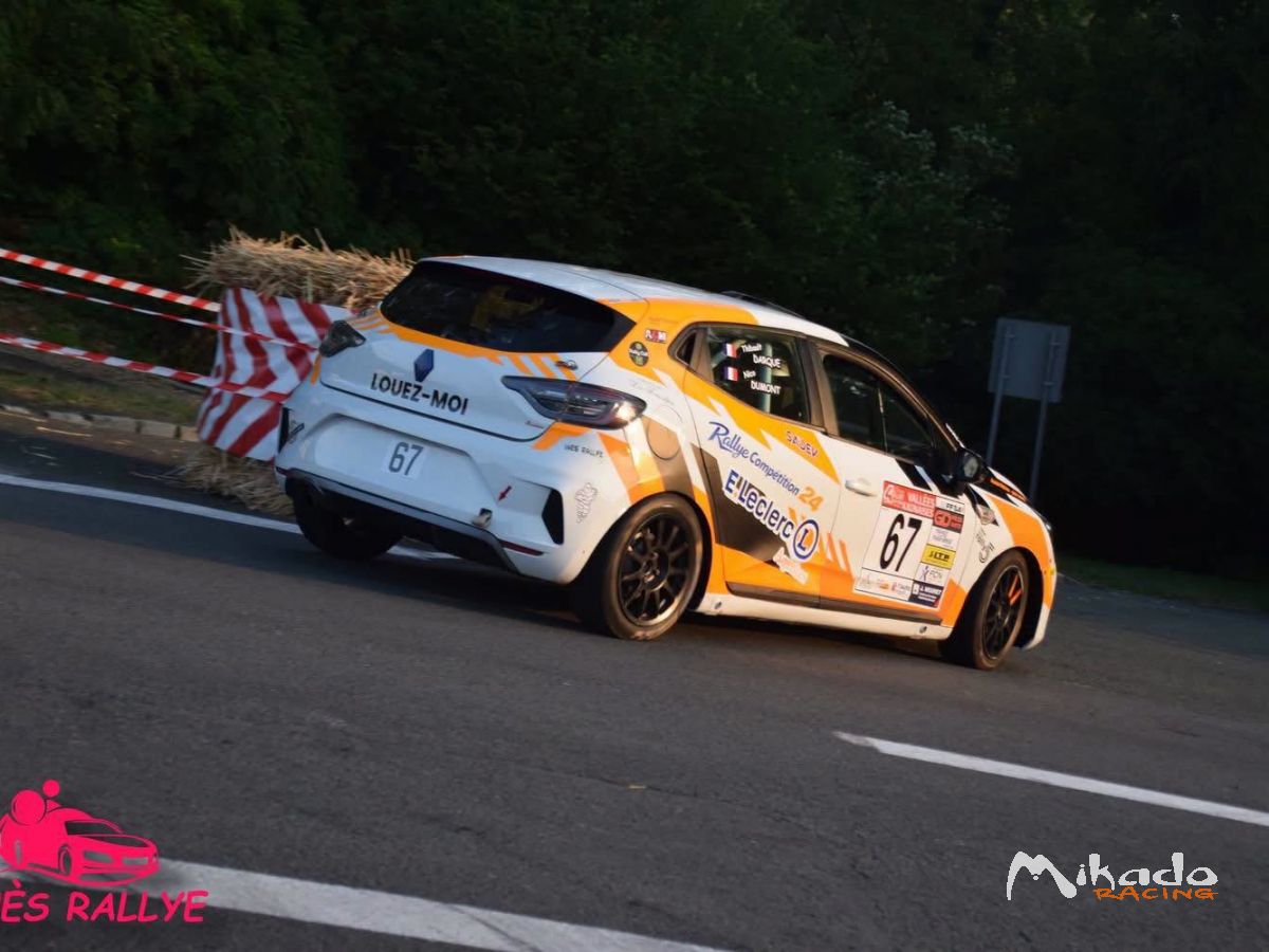 Louez notre Clio Rally5 pour la saison 2027 – photo 1 sur 2