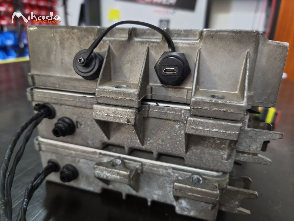 Calculateur maxxecu citoren / peugeot 8v – photo 3 sur 4