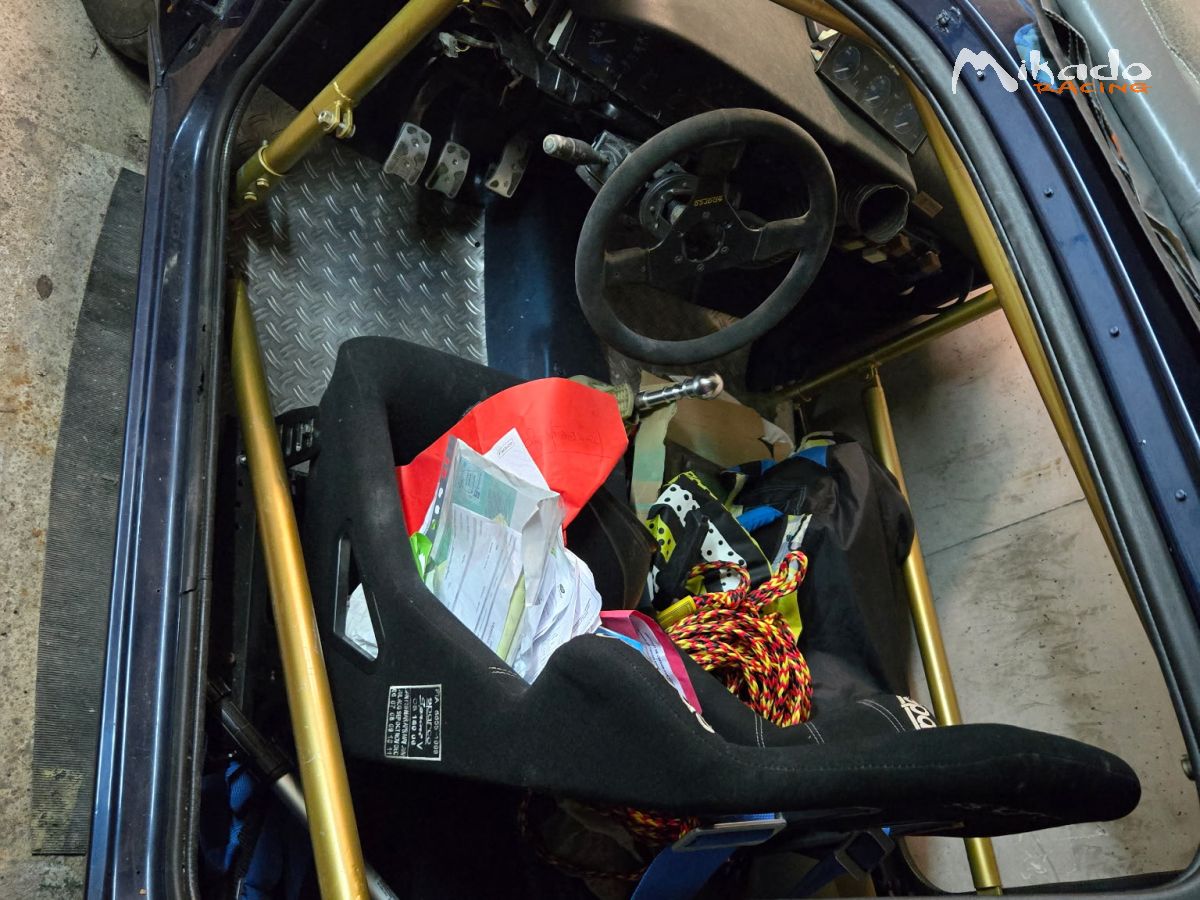 Lot clio Williams plus lot moteur et cg suisse Williams et cg 16s – photo 1 sur 2