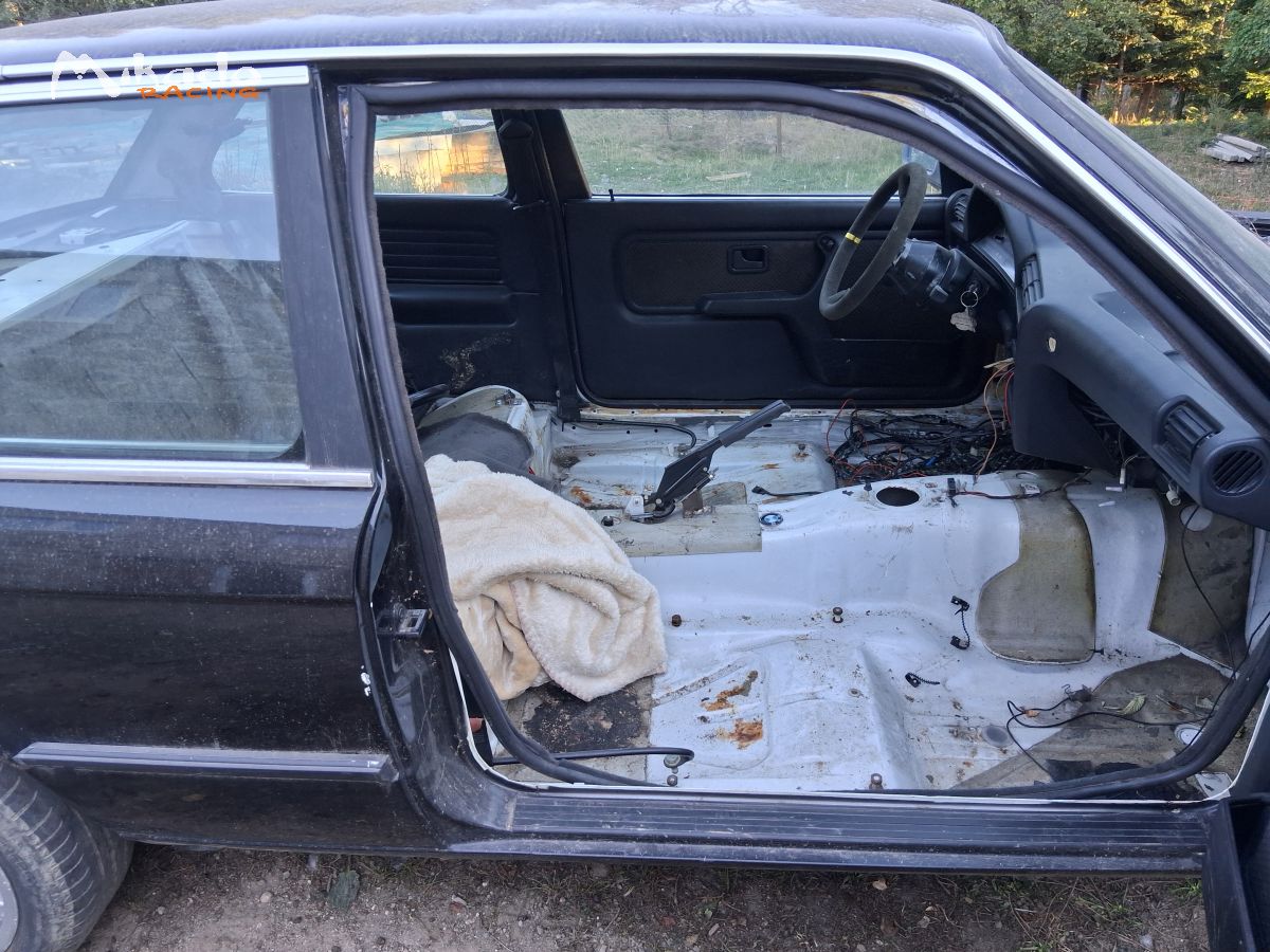 bmw e30 – photo 2 sur 2