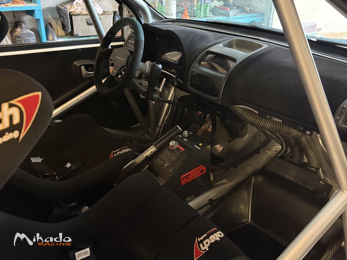 Clio 2 f2014 – photo 3 sur 4