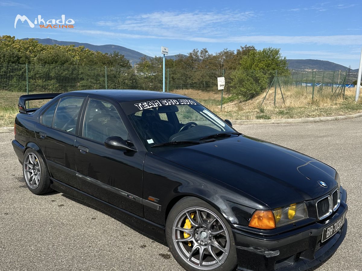 bmw m3 e36 3.0 berline – photo 5 sur 6