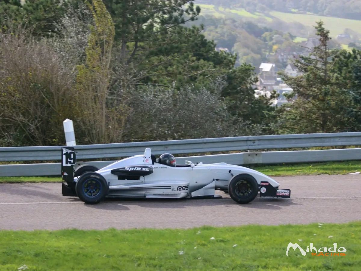 DALLARA F302 evo 304 OPEL SPIESS – photo 2 sur 3