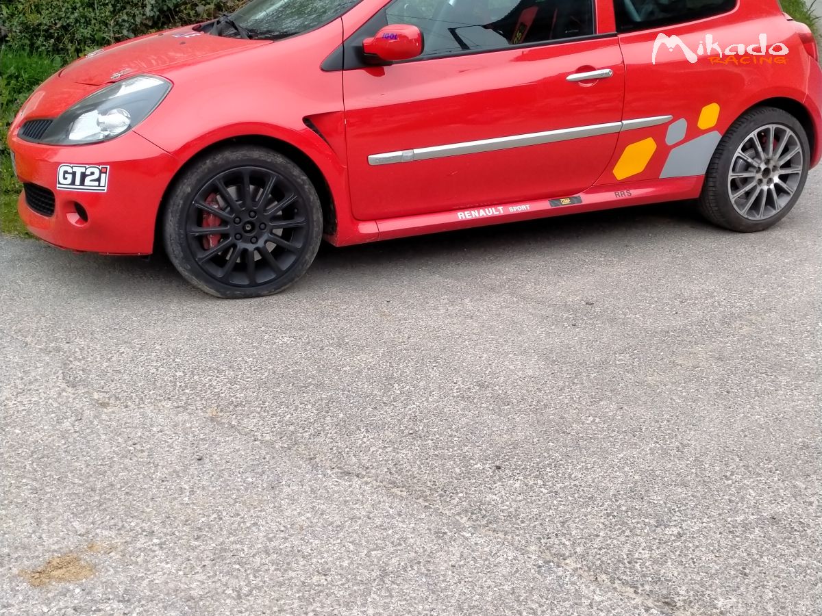 Clio 3 F214 – photo 1 sur 6