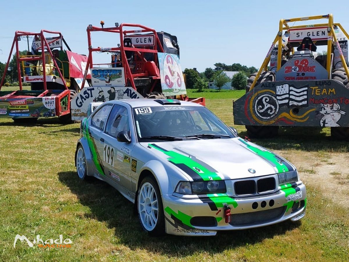 BMW compact F2000 top – photo 3 sur 3
