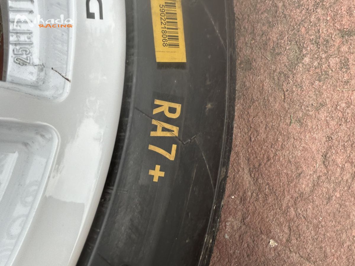 4 jantes de c2 r2 max neuve avec pneu pirelli – photo 3 sur 6
