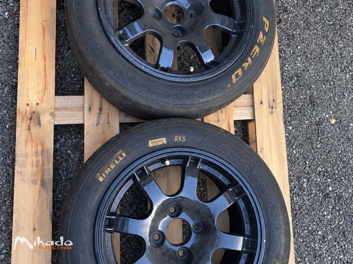 Vend 8 jantes pts 15 pouces – photo 1 sur 2
