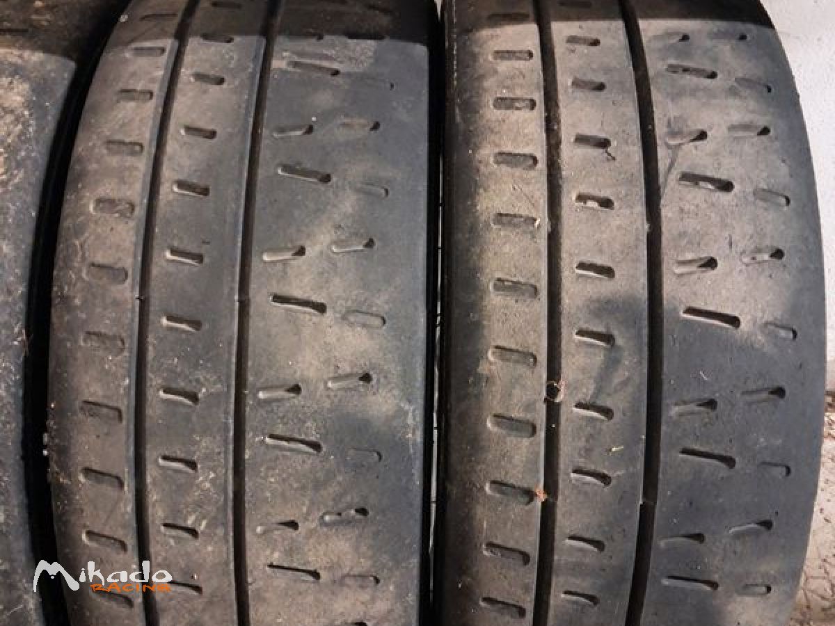 Lot pneus Pirelli RK 17 pouces