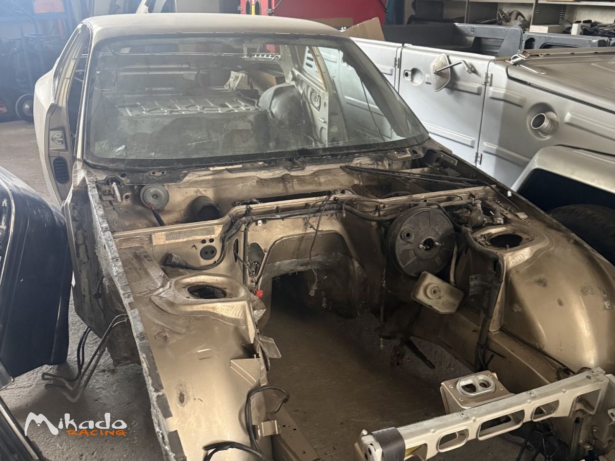 Caisse Porsche 944 phase 2 – photo 2 sur 3