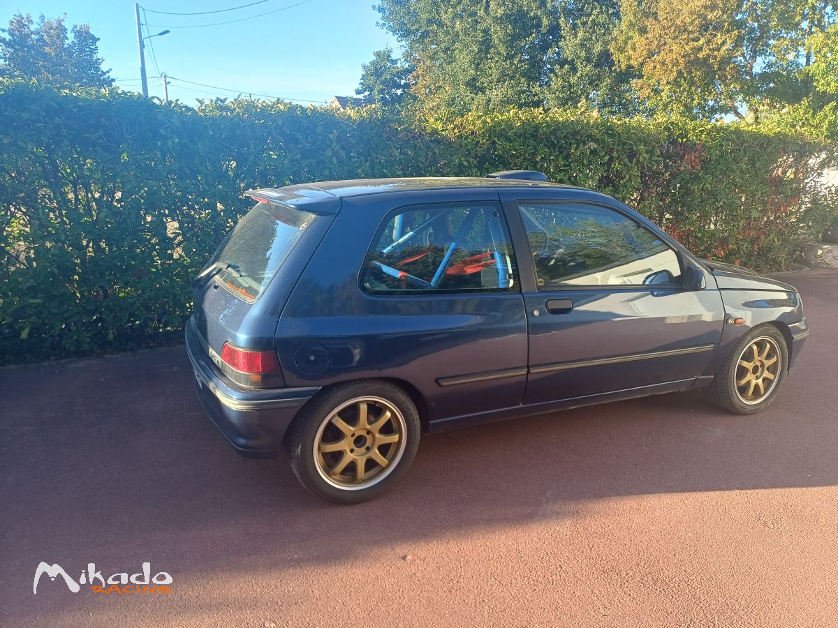 vend clio 16s de 1993 – photo 2 sur 4