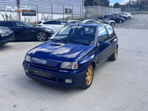 RENAULT CLIO 1.8i 16V style Williams