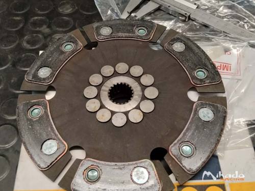 Volant moteur allégé R3 + disque embra...