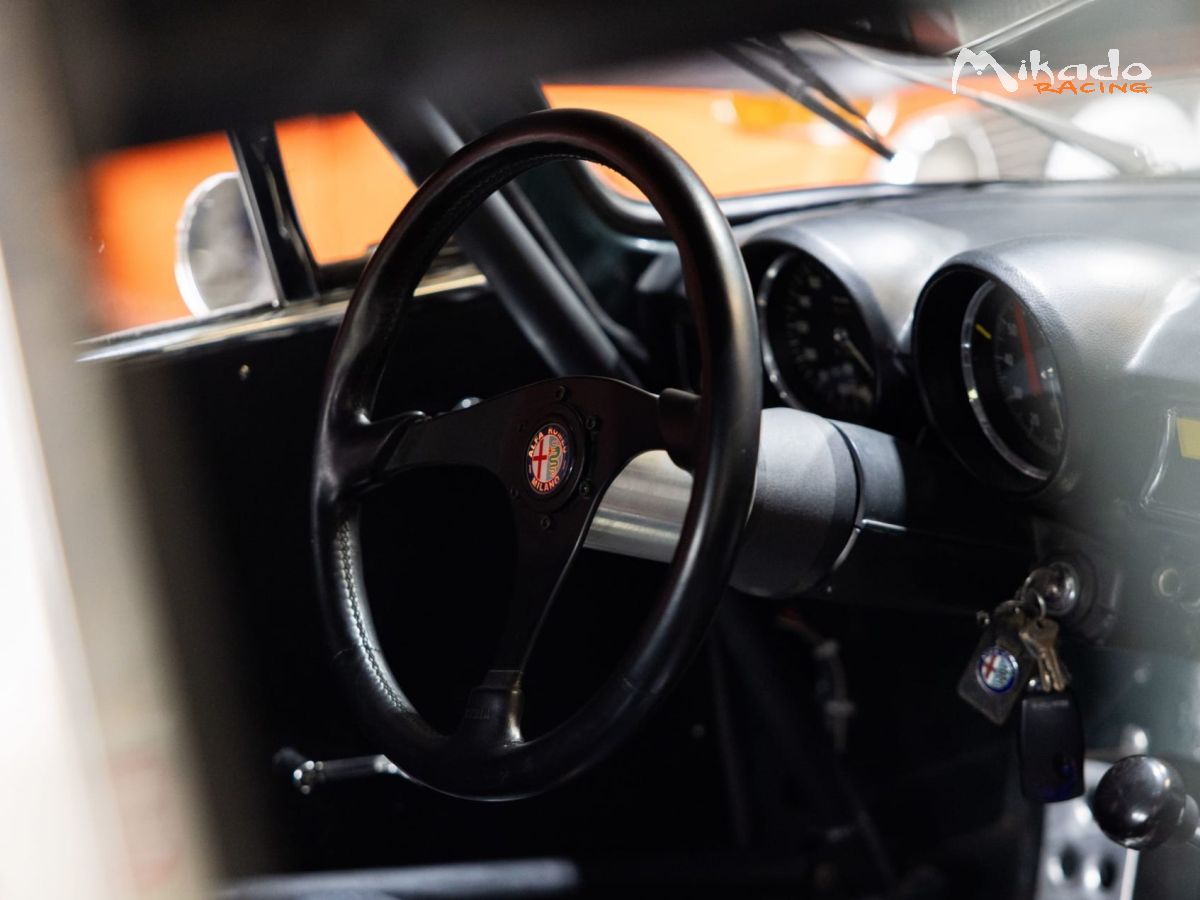 Alfa Romeo 1750 GT Veloce PTH FIA - Très bon état - Restaurée - Garantie – photo 7 sur 10