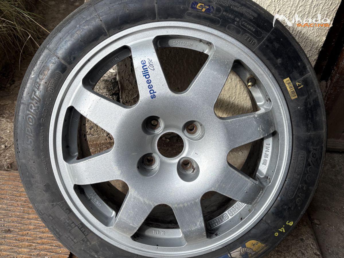 Pneus Michelin r21 – photo 1 sur 3